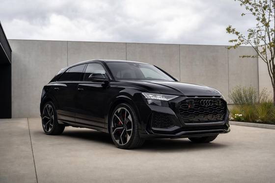AUDI RS Q8 4.0 V8 TWINTURBO MHEV TIPTRONIC AUDI RS Q8 4.0 V8 TWINTURBO MHEV TIPTRONIC
